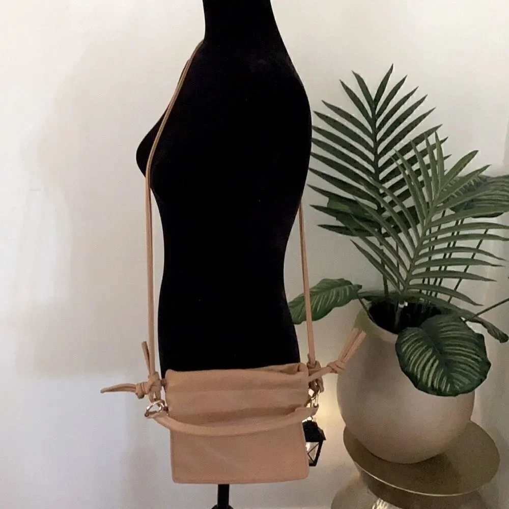 Forever 21 crossbody purse